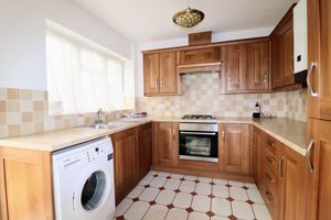 Kitchen- click for photo gallery